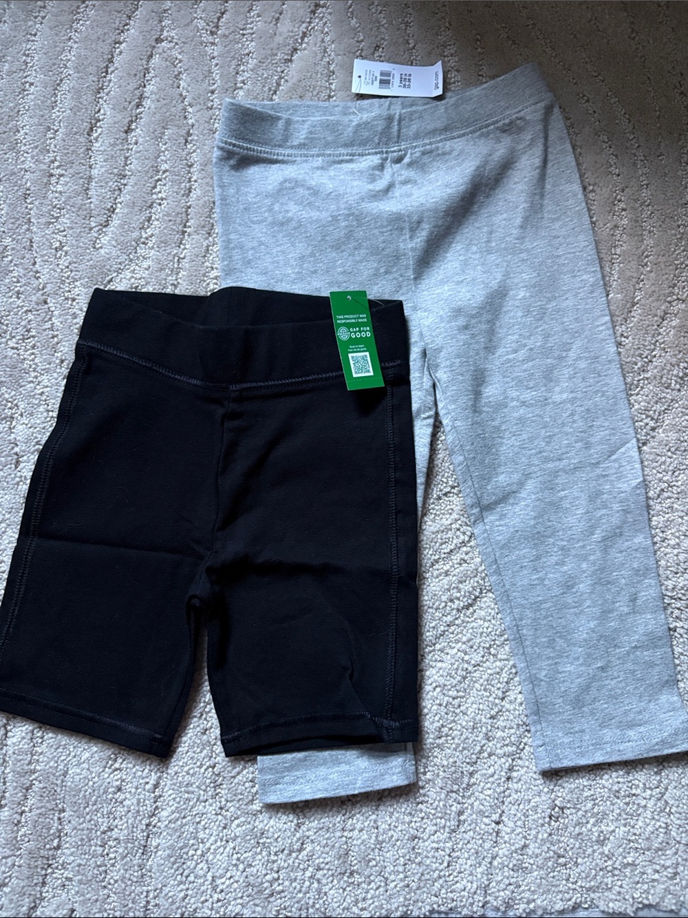 NEW Lot of Gap biker shorts and leggings